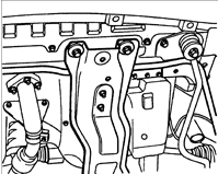 7. Выверните болты крепления передней части пластины защиты двигателя.