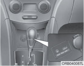 Порты: для дополнительных устройств, USB и iPod (при наличии)