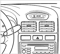 Если ключ зажигания находится в положении АСС или ON, кнопки часов