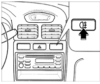 Для включения задних противотуманных фонарей включите сначала фары, а потом