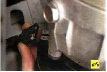 36.... и от муфты компрессора кондиционера.