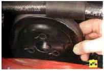 39. ...и снимите шкив.