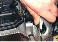 58. ...и заднюю транспортные проушины, натяните стропы, чтобы разгрузить опоры