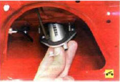 20. ...и снимите выключатель.